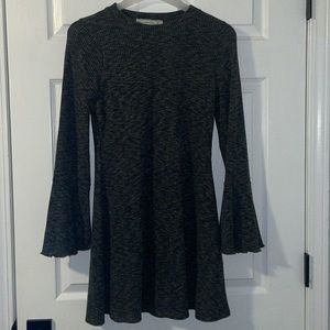 Abercrombie & Fitch, Heather gray, bell sleeved cotton dress